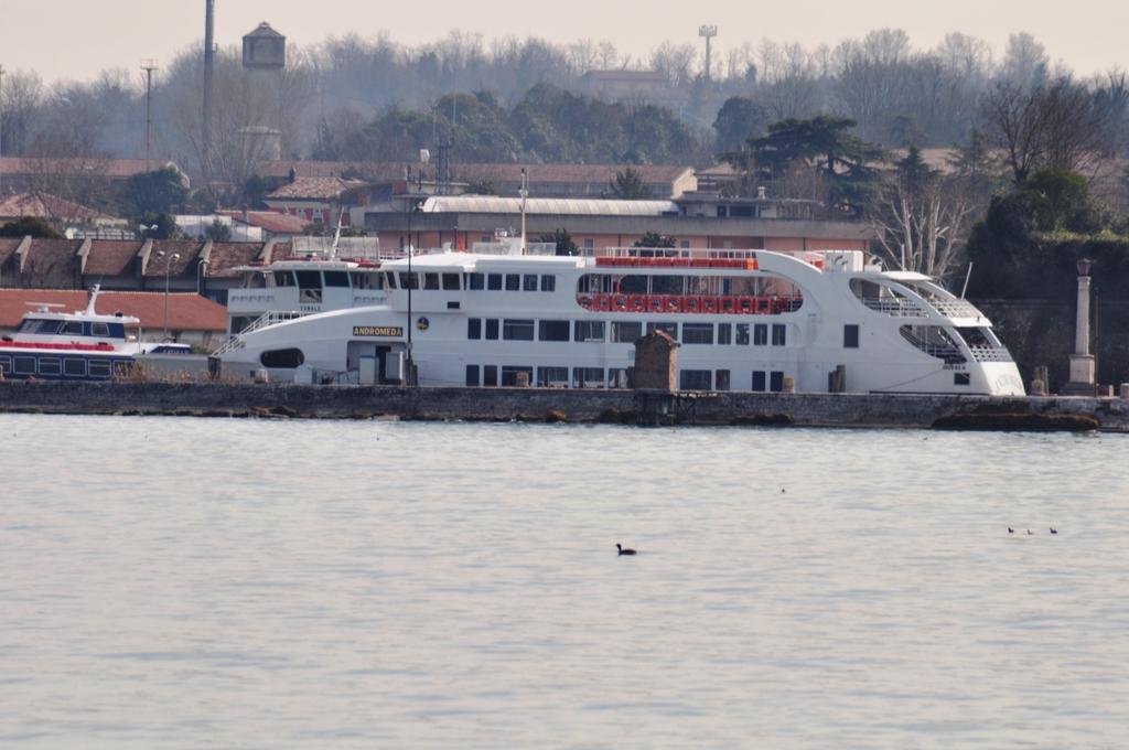 La Rosa Del Garda Daire Peschiera del Garda Dış mekan fotoğraf